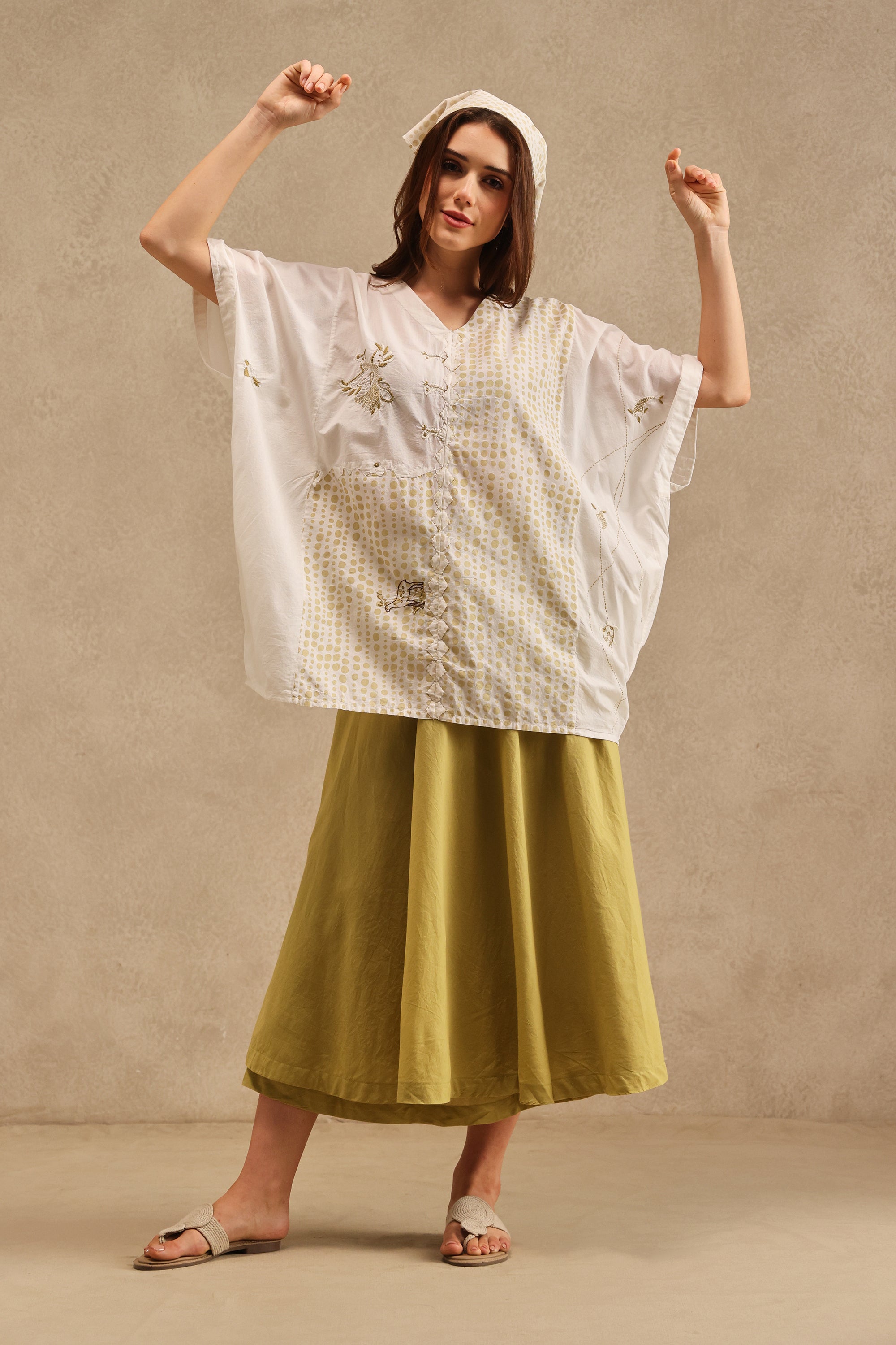 Ravani handcrafted Chikankari easy fit Tunic