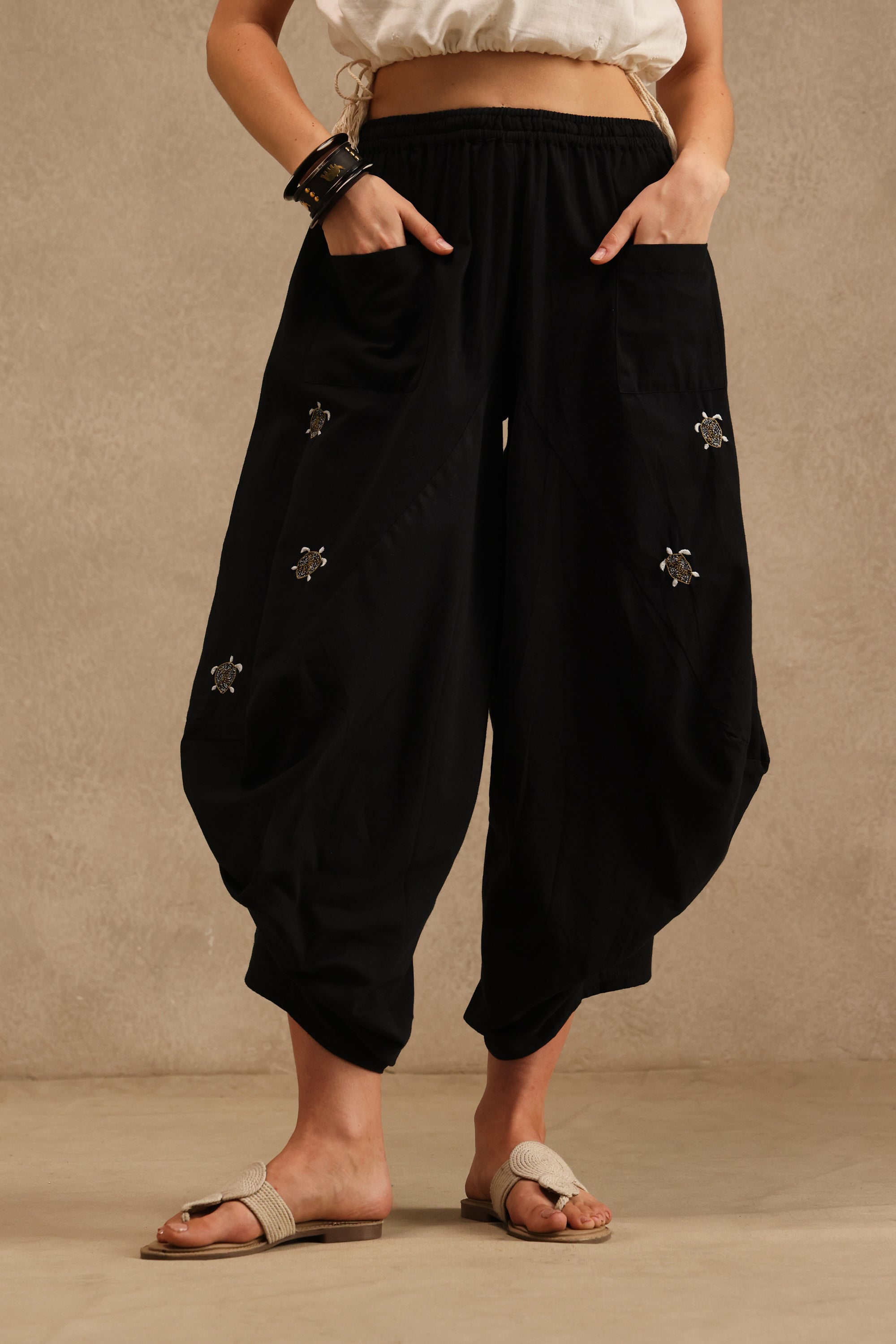 Yurui handcrafted Chikankari Cascade Pant