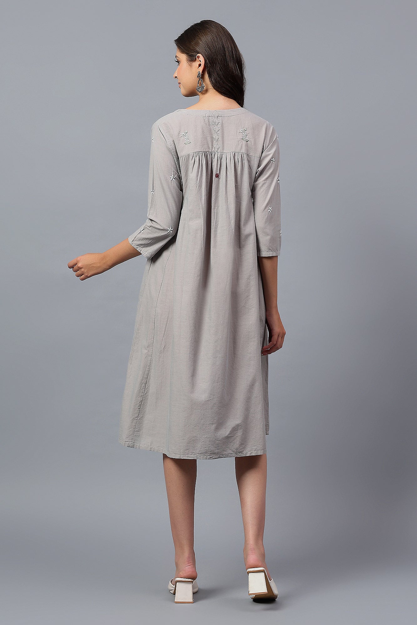 Akhota handcrafted Chikankari Tunic