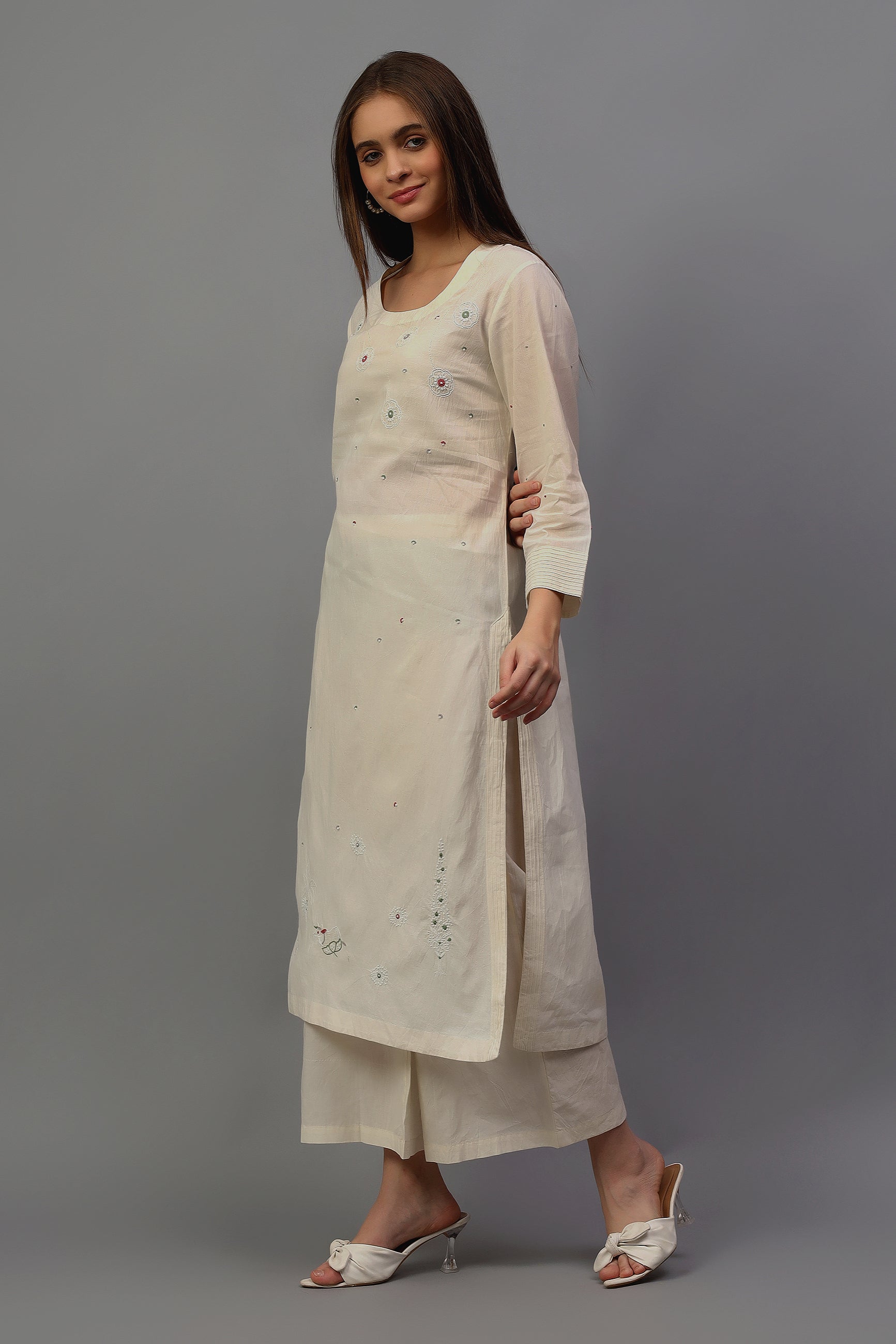 Meer handcrafted Chikankari Kurta