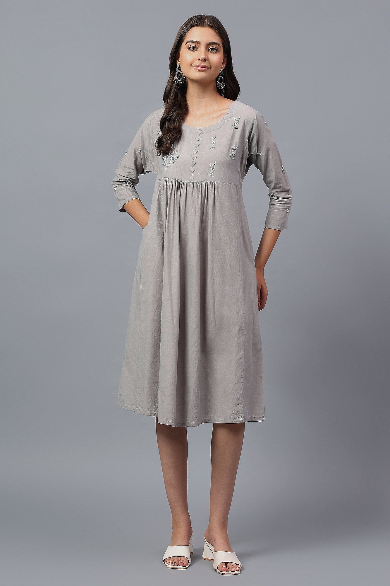 Akhota handcrafted Chikankari Tunic