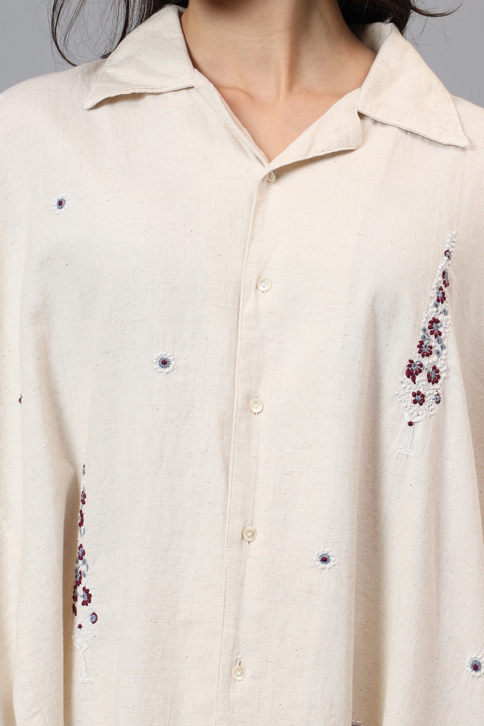 Easy Shirt | Raima | Chikankari | Cotton Linen