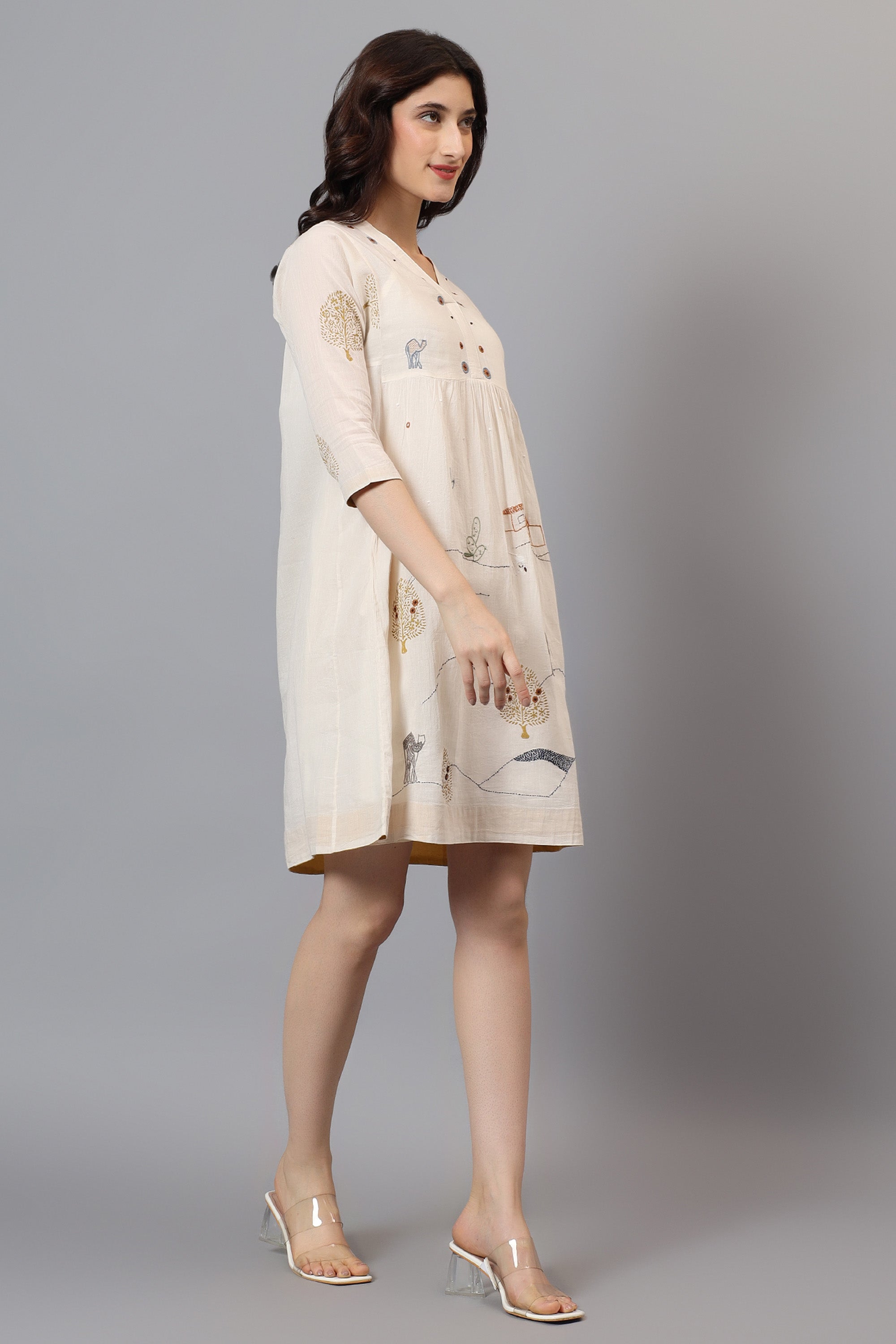 Kumu handcrafted Chikankari Tunic