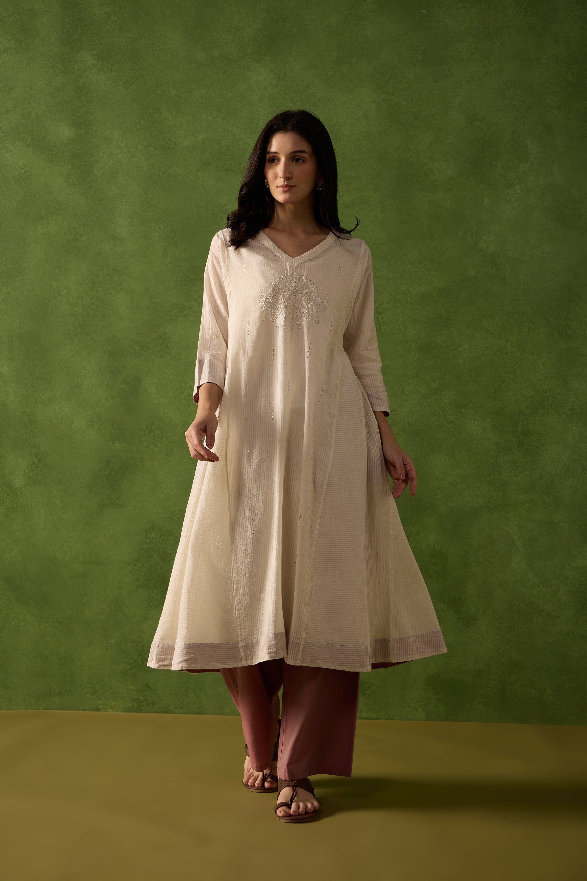 Dwaki handcrafted Chikankari Kurta