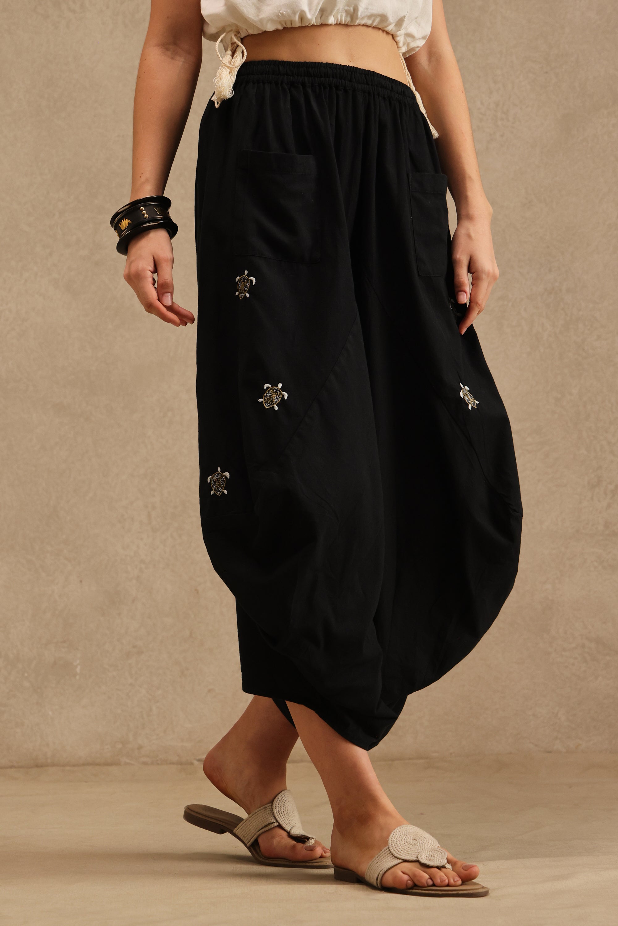 Yurui handcrafted Chikankari Cascade Pant