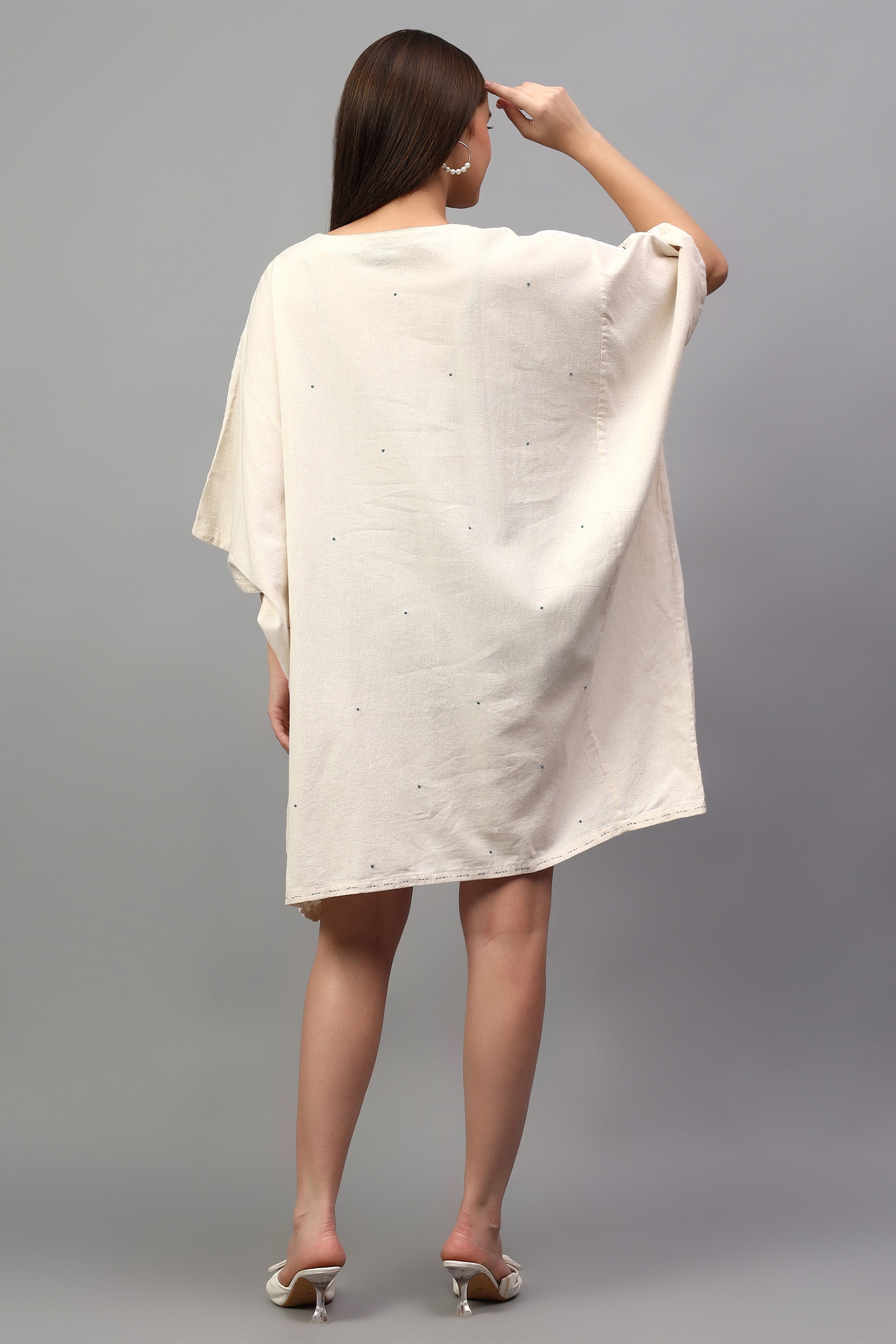 Easy fit Tunic | Akito | Chikankari | Cotton linen