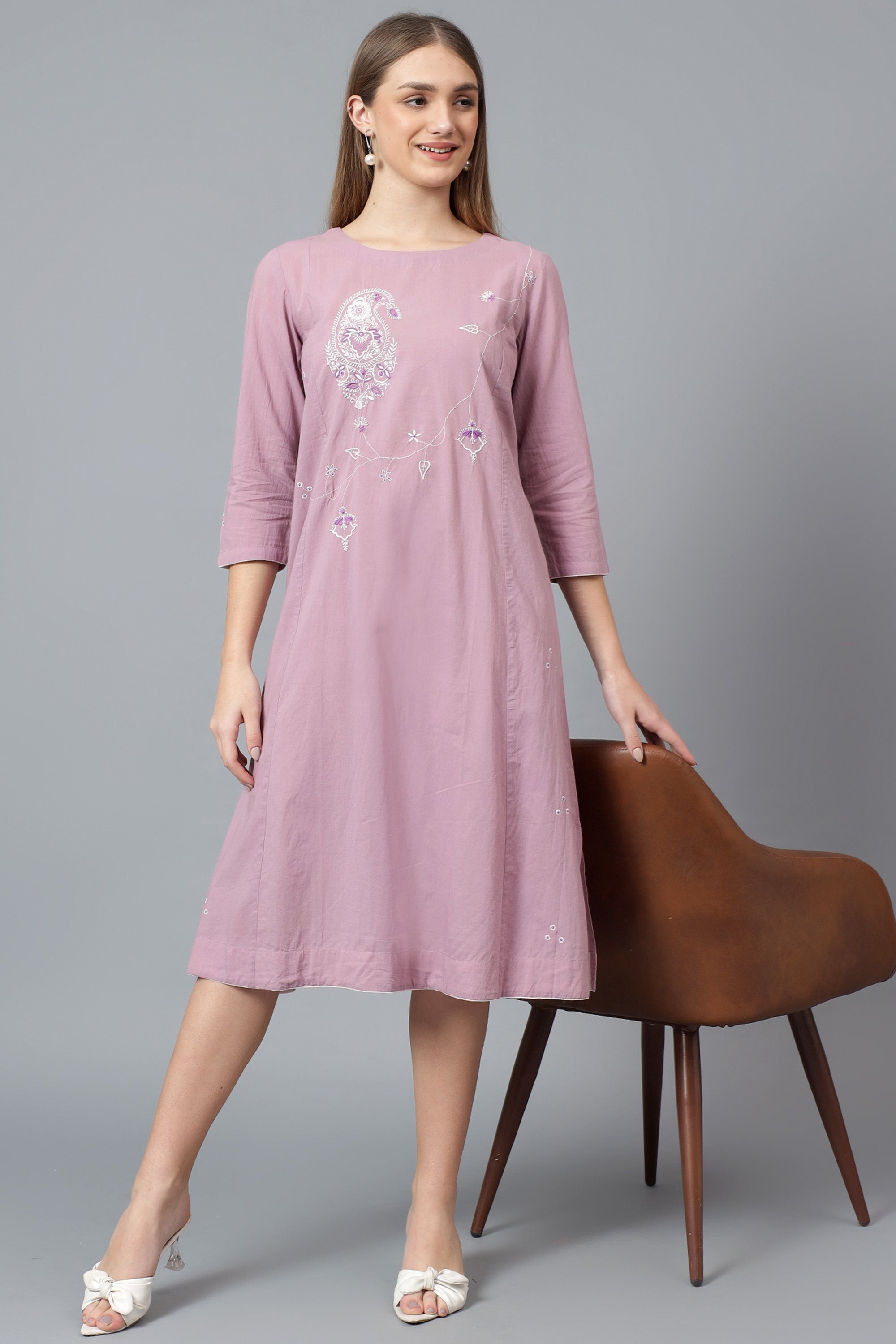 Tunic | Gomti | Chikankari |Cotton