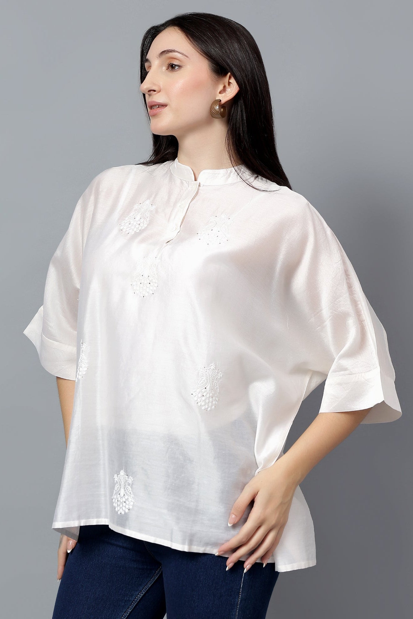 Upsarg handcrafted Chikankari easy Top