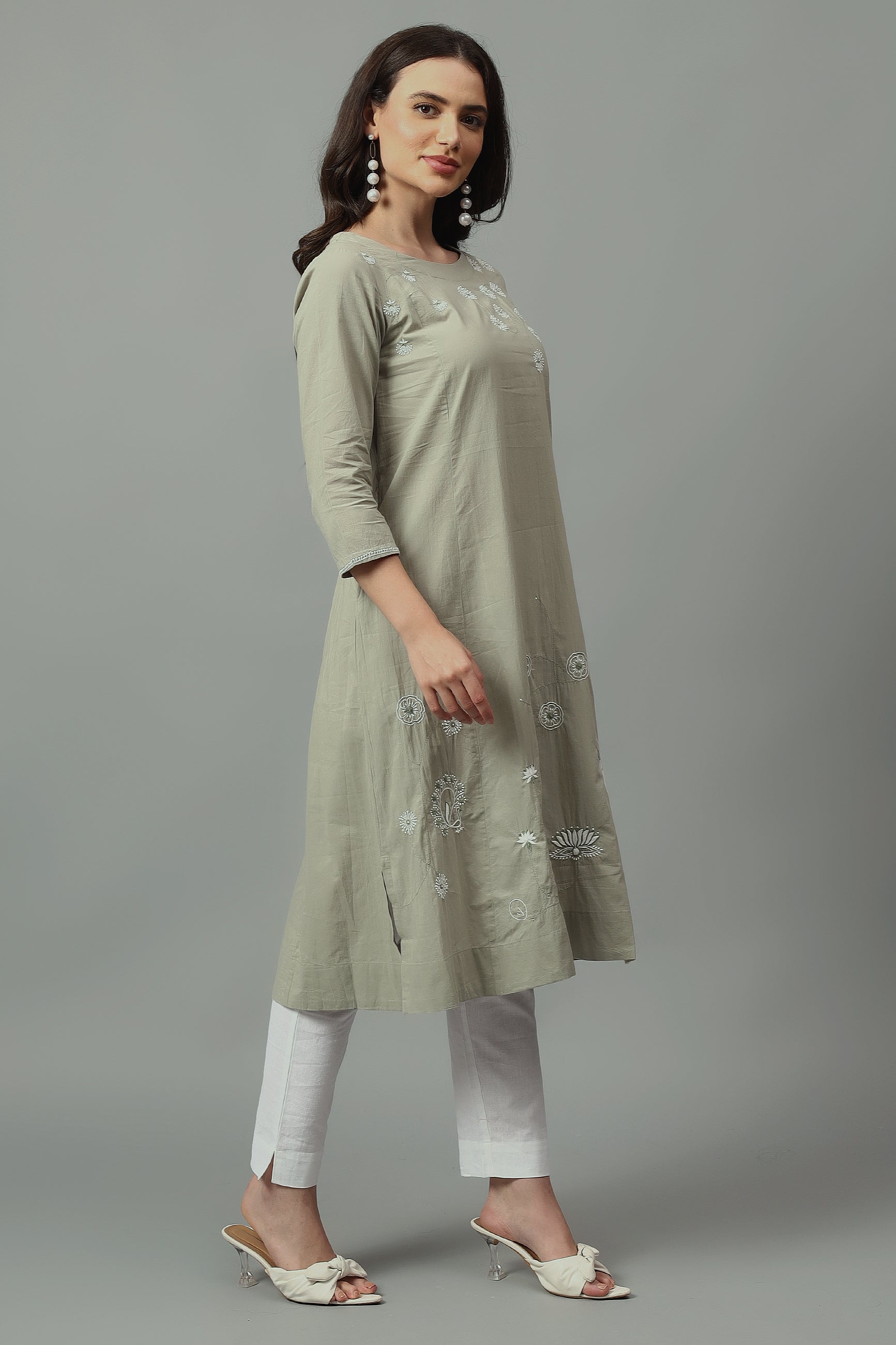 Kaifi handcrafted Chikankari Tunic