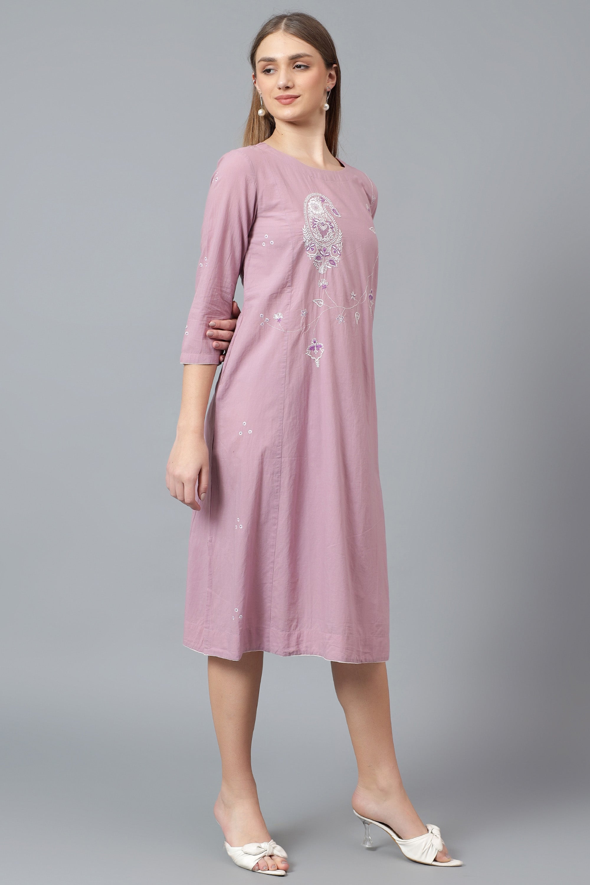 Tunic | Gomti | Chikankari |Cotton