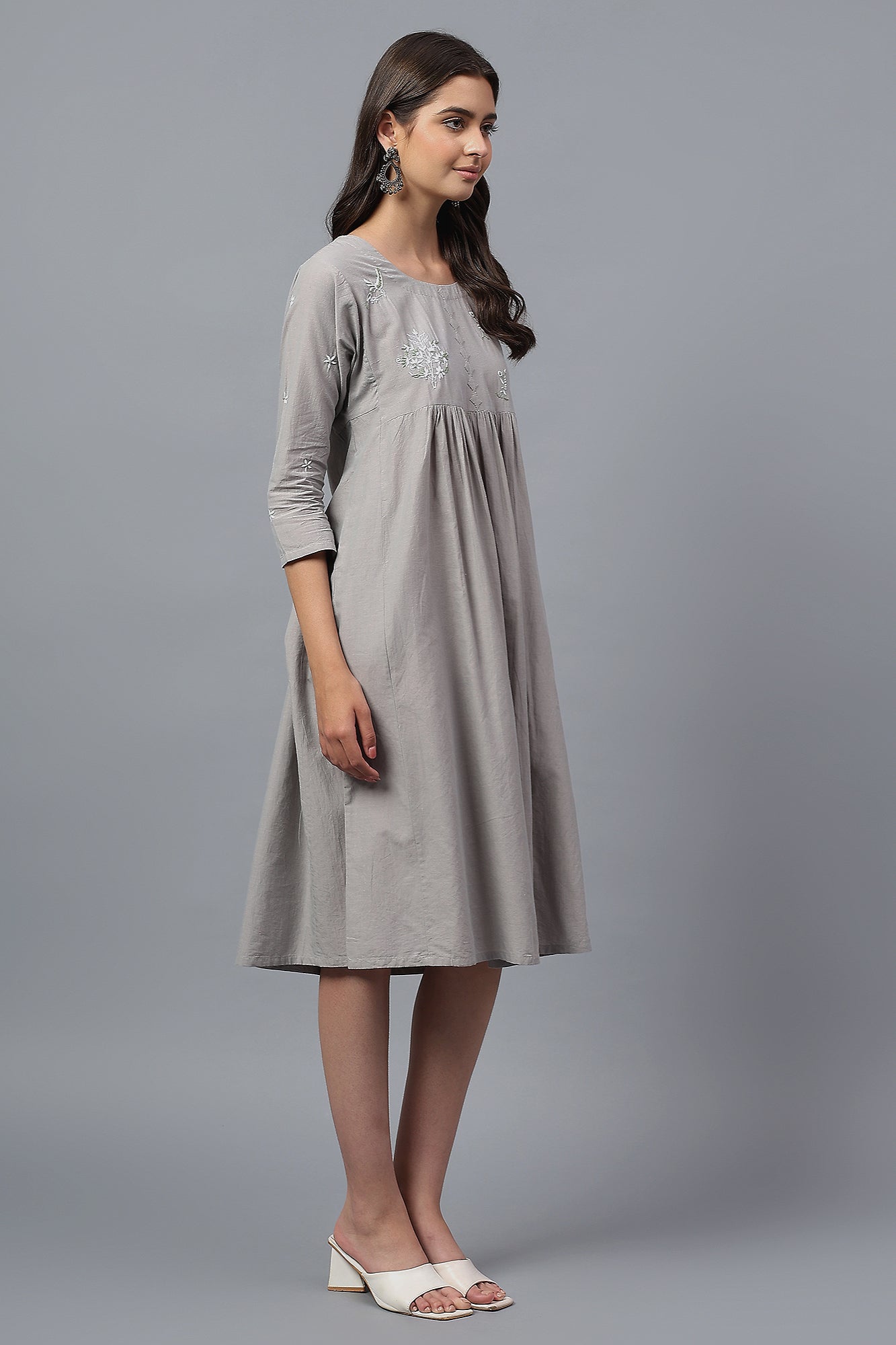 Akhota handcrafted Chikankari Tunic