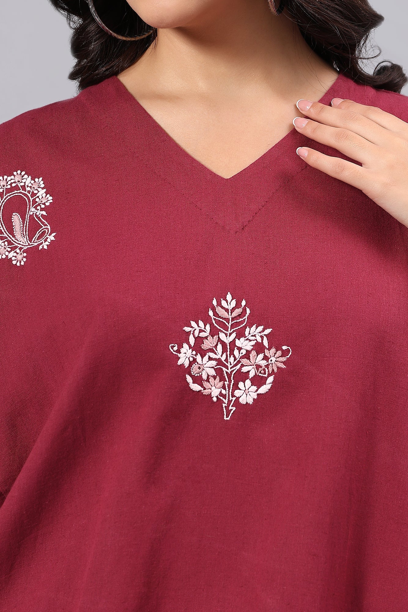 Tadbhav handcrafted Chikankari Easy fit Tunic