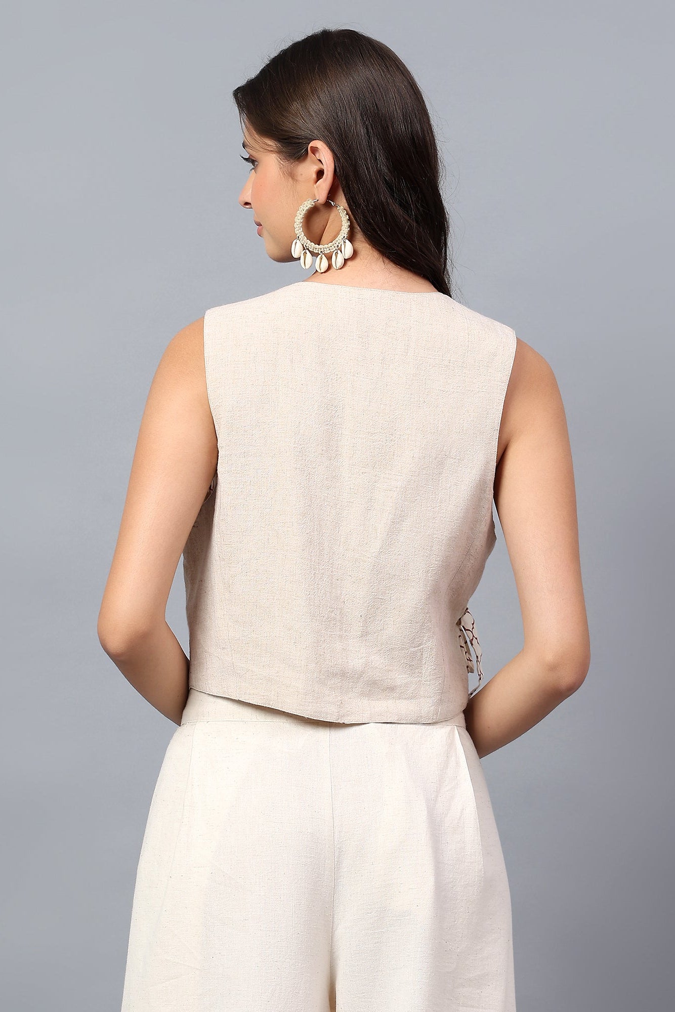 Kavya handcrafted Chikankari reversible Doublet