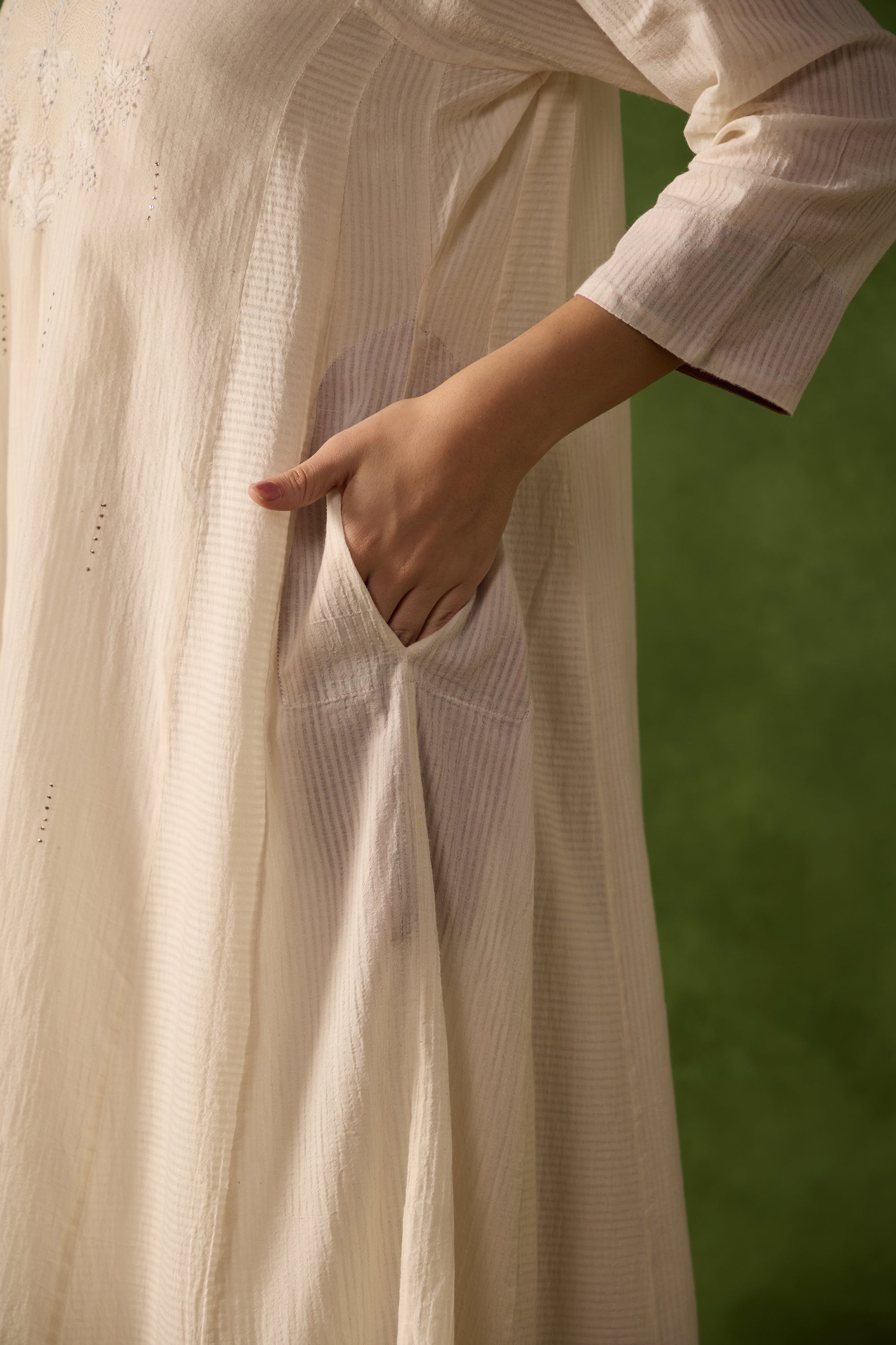 Dwaki handcrafted Chikankari Kurta