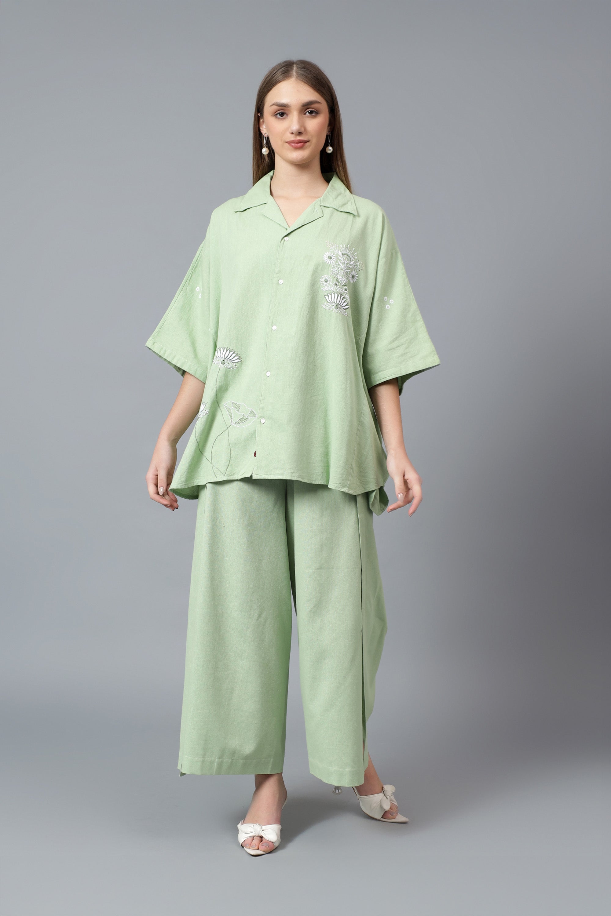 Easy Shirt | Atrai | Chikankari | Cotton Flax