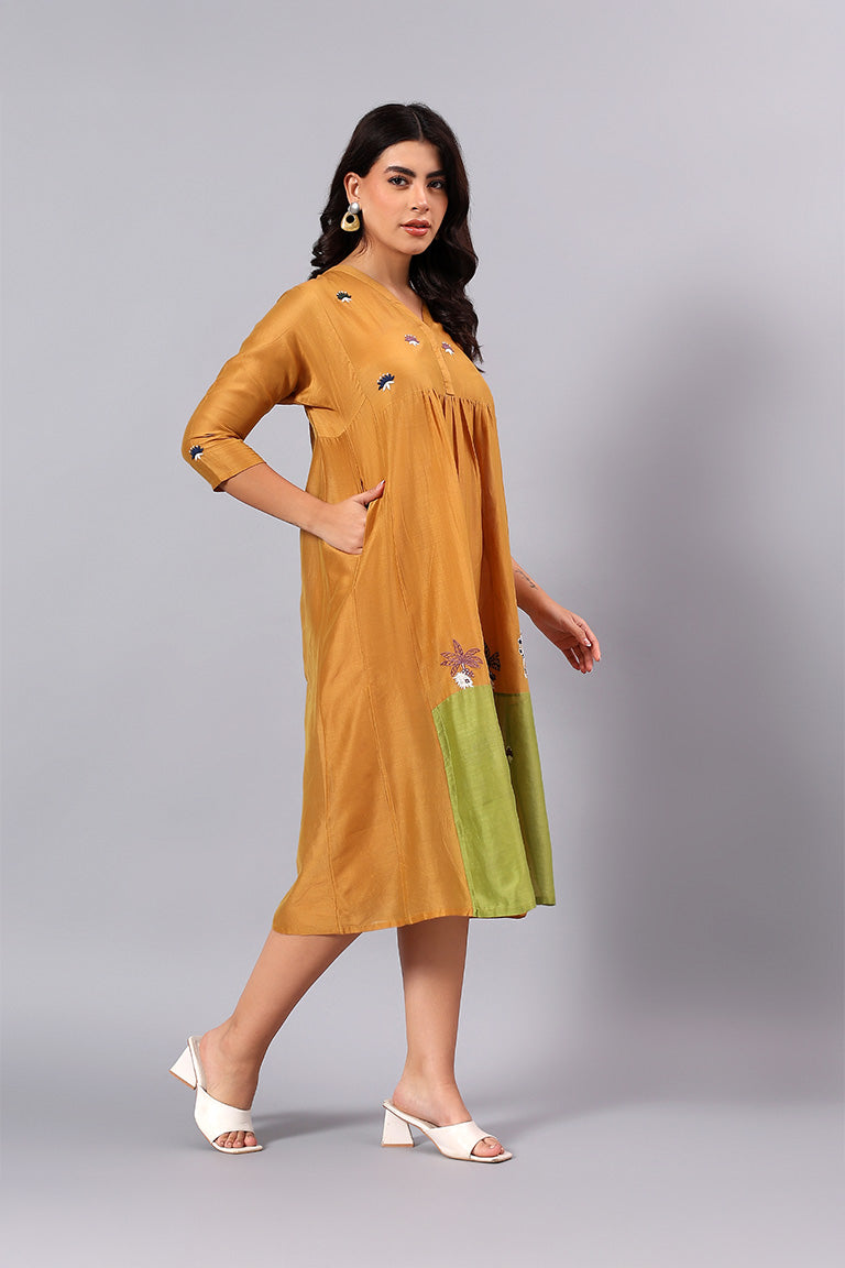 Long Tunic | Tatsam | Chikankari | Cotton Silk (Chanderi)